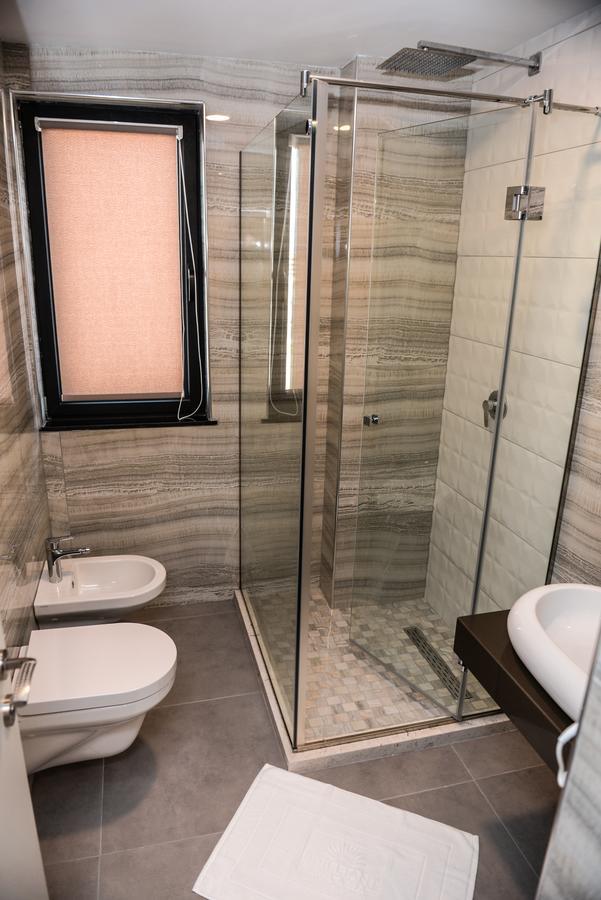 Brilliant Hotel&spa 5* Golem (Tirana)