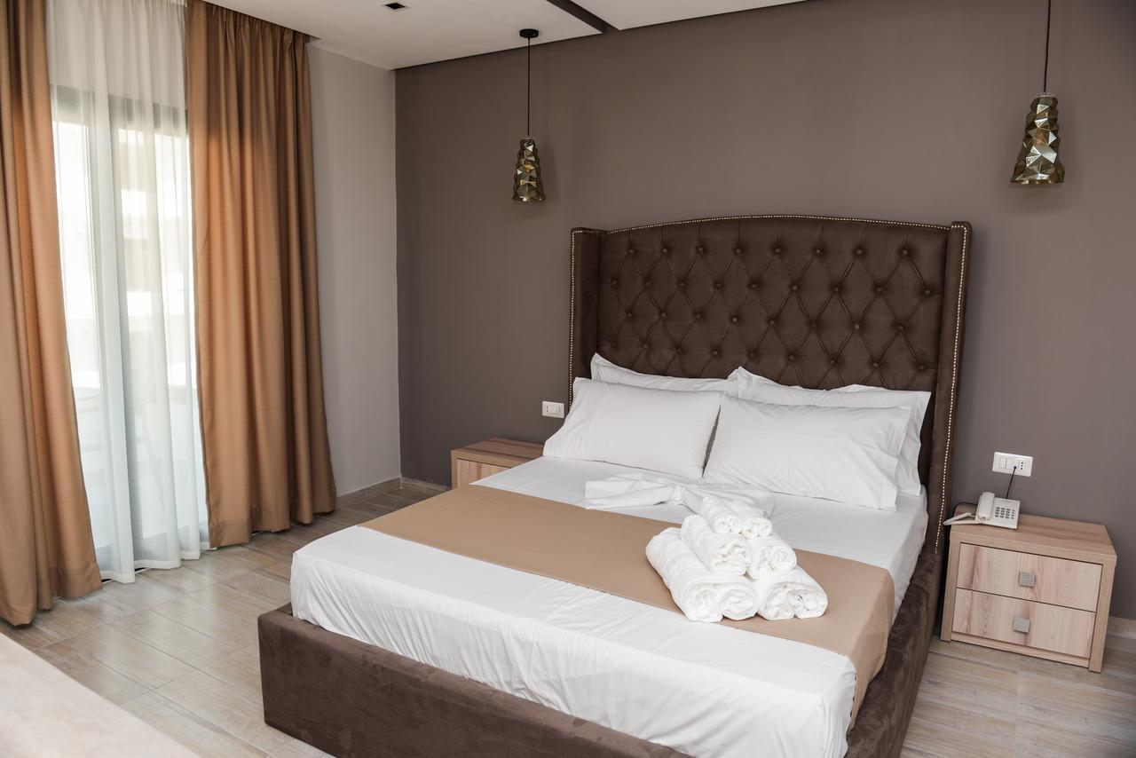 Brilliant & Hotel Golem (Tirana)